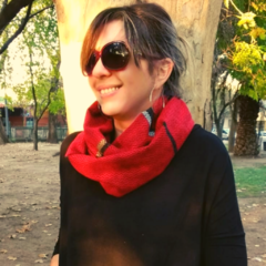 Cuello Lirio Rojo