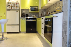 AMOBLAMIENTO DE COCINA A MEDIDA