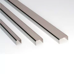 Listel, Guarda, Perfil Acero Inoxidable C 2,45x10mm - Wood Frame Patagonia
