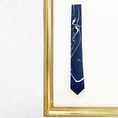 Gravata Azul Marinho pintada à mão na internet