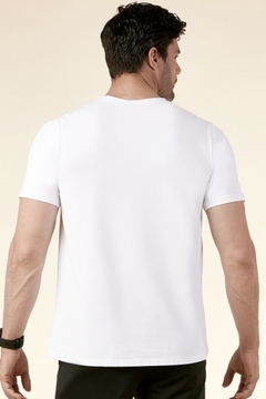 Remera Ryan Admit One - Blanco - comprar online