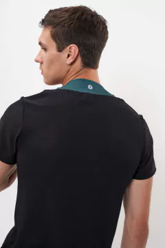Remera Austin Miwok en internet