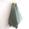 Manta Tusor liviana Verde Seco