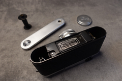 Leica IIIc con optica Summitar 5 cm f 2 en internet