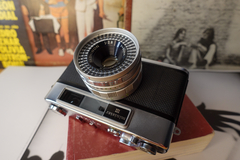 Yashica Minister III con lente Yashinon 45 mm f 2,8 en internet