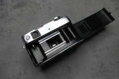 Imagen de Yashica Minister D con optica Yashinon 45mm f2,8