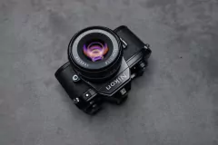 Nikon EM con optica Nikkor 50mm f1,8