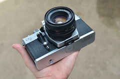 Imagen de Praktica LTL con lente Pentacom 50 mm f 1,8 y estuche original