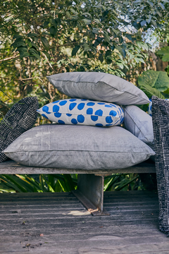 ALMOHADON 60X60 / LUNARES AZUL BIC - LUNA/OKS