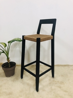 Taburete Laqueado Negro Tejido Con Cabo Nautico - comprar online