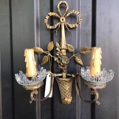Aplique de Pared Canasto y Flores Antiguo Bronce
