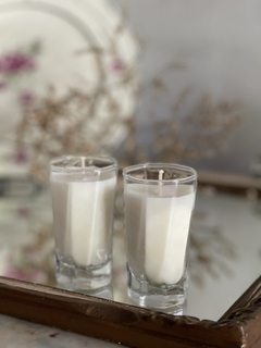 Vela vintage en vaso octogonal antiguo 