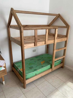 Cama Cucheta Montessori Casita - Vanessa Sivulosky