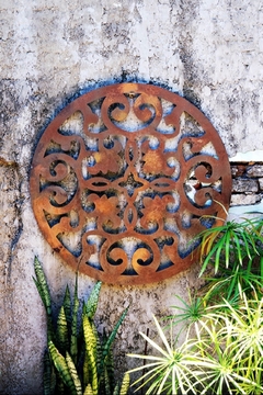 Adorno Mandala chapa calada oxido - comprar online