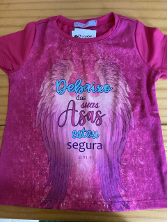 Blusa infantil debaixo das suas asas