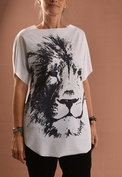 Camiseta TEC Dupla Face Leão
