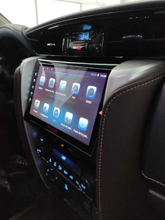 Stereo Multimedia 9" para Toyota SW4 2016 al 2020 con GPS - WiFi - Mirror Link para Android/Iphone - Audio Trends