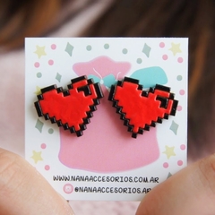 Aritos Corazón Pixelado Rojo