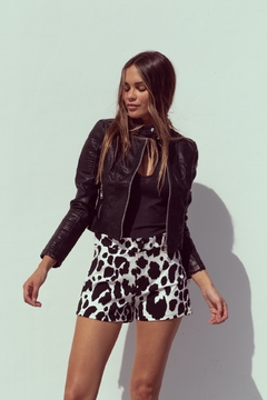 CAMPERA CUERO LOBA IMPORTADA