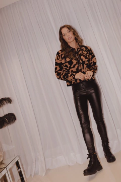 PANTALON FOUR ENGOMADO