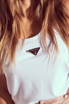 REMERA PRADA
