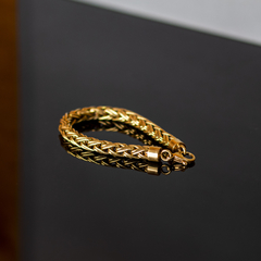 Pulsera en oro amarillo 18 kltes con eslabones macizos