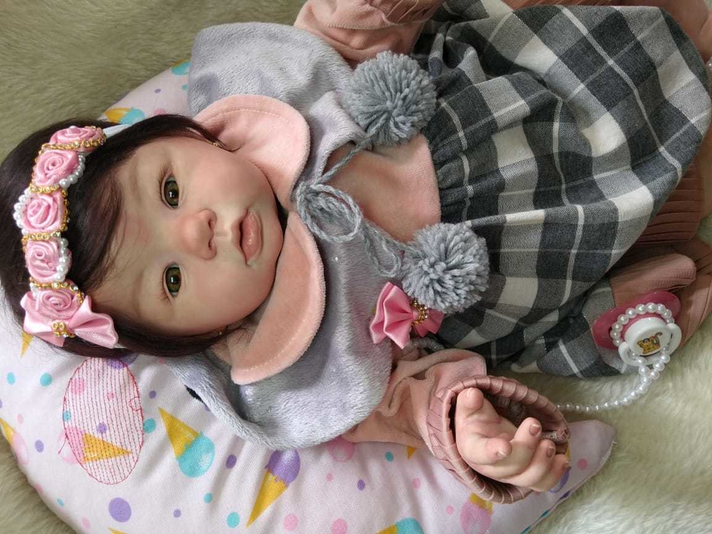 Encontre o Bebê Reborn Perfeito para Você: Artesanato Impecável e