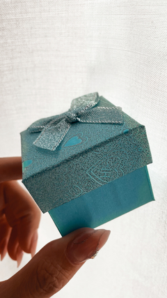 CAJA ANILLO BRILLOSA CELESTE