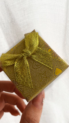 CAJA ANILLO BRILLOSA AMARILLA - comprar online