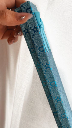 CAJA CADENA/PULSERA BRILLOSA CELESTE - comprar online