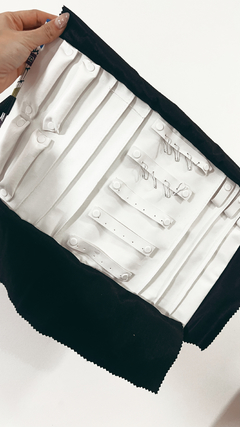 PAÑO MÚLTIPLE BLANCO Y NEGRO RAYAS CUADRADOS - comprar online