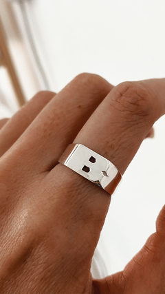 ANILLO SELLO INICIAL B PLATA 925
