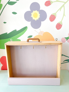 Cajón porta tazas