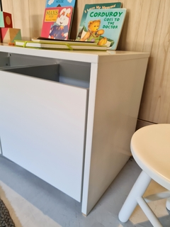 MINI ESCRITORIO CON BAÚLES