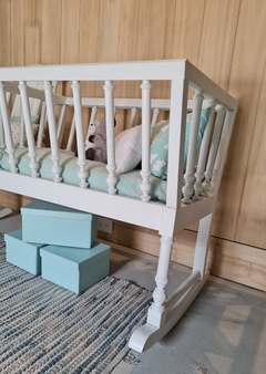 MINI CUNA CON SILLA MECEDORA- OUTLET - El corral muebles