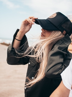 Gorra Trucker • PINES • - comprar online