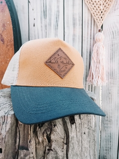 Gorra Trucker • ROMBO •
