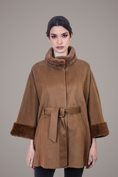 LYON Cape - tienda online