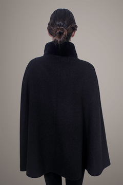 QUEEN Cape en internet