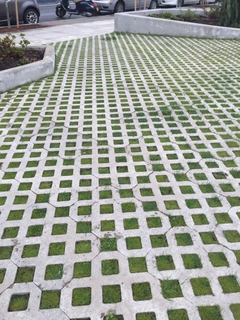 Bloque garden, intertrabado cesped