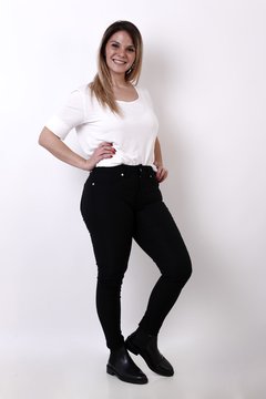 PANTALON CHUPIN DE BENGALINA ELASTIZADO NEGRO
