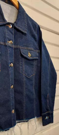 campera de jeans azul desflecada en internet