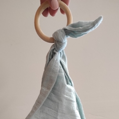 Manta swaddle + apego