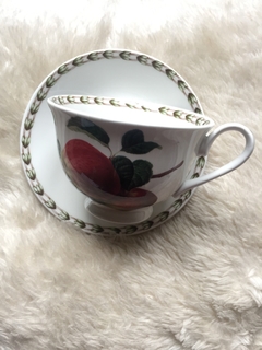 Taza de Té con Plato Porcelana Queens Hookers Fruits