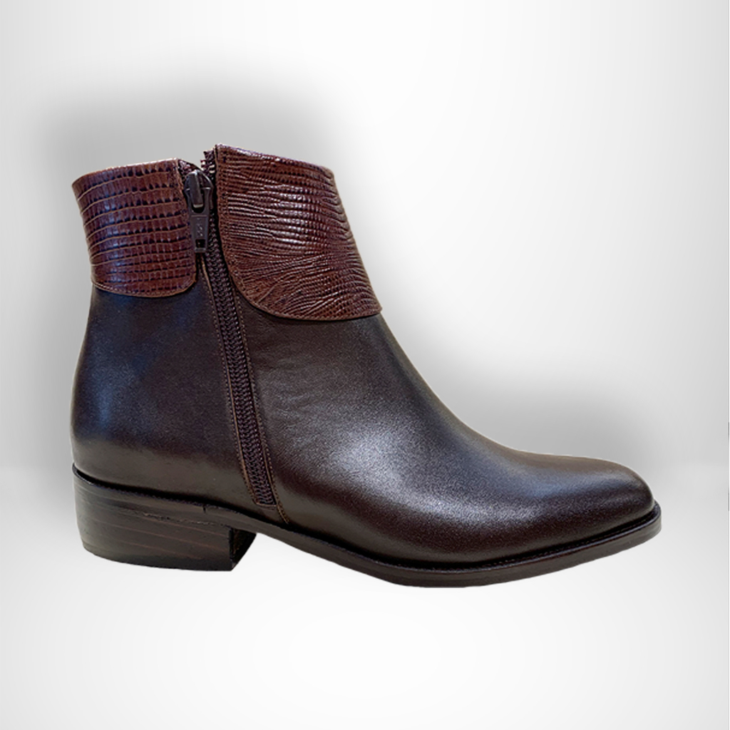 Bota corta Jazmin color marrón oscuro - Clara Cirenne